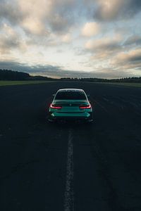 BMW M3 G80 Vliegveld Simplistisch Symmetrie