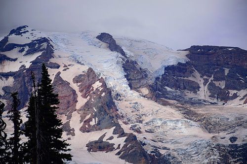 Sun on the Paradise glacier