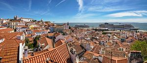 oude stadskern van Lissabon van Achim Thomae