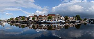 Panorama van het Binnen Spaarne in Haarlem, Noord Holland.