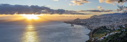 Gouden uur boven Funchal