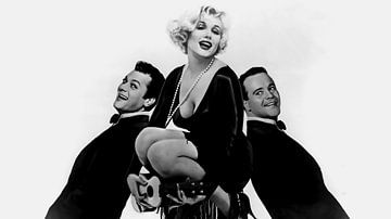Marilyn Monroe in Some Like It Hot Met Tony Curtis en Jack Lemon. van Brian Morgan