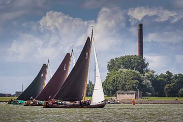 Skûtsjes sail to the next buoy by ThomasVaer Tom Coehoorn