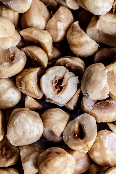 Frische Haselnüsse von Nina van der Kleij