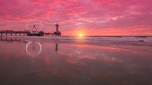 Scheveningen Pier bei Sonnenuntergang von Rob Kints