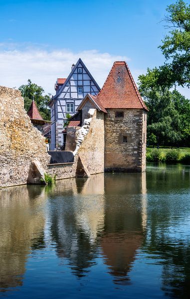 Historische Stadtmauer von Weissenburg in Bayern von ManfredFotos