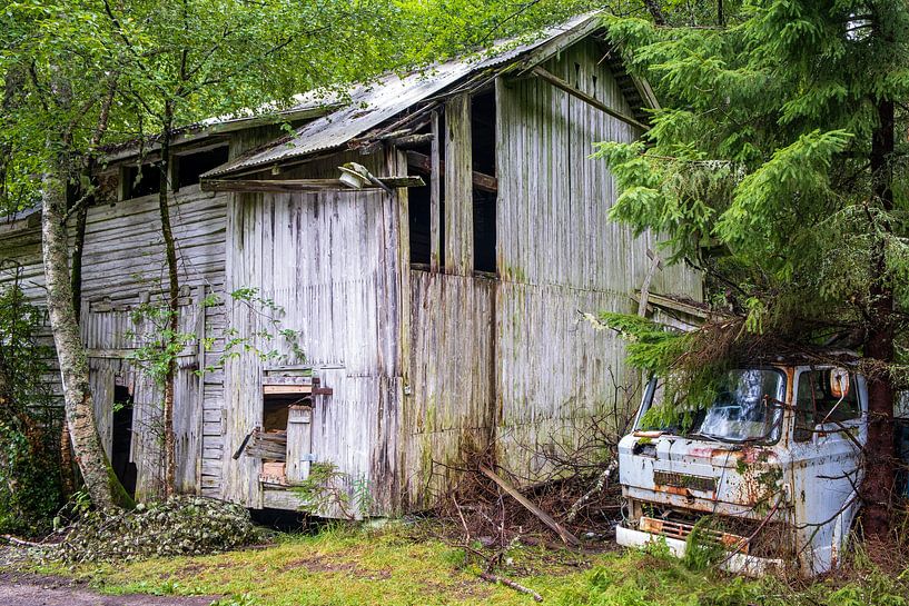 Autofriedhof Bastnas bei Tocksfors in Schweden von Evert Jan Luchies