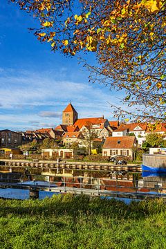 Blick auf die Pfarrkirche St. Marien in der Stadt Plau am See