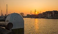 Coucher de soleil au port de Volendam par Chris Snoek Aperçu
