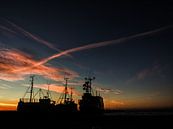 Ships at sunset van Lex Schulte thumbnail