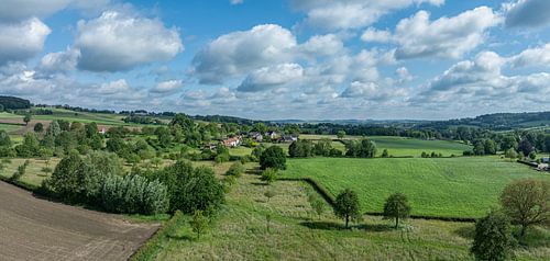 Dronefoto van gehucht Diependal in Zuid-Limburg