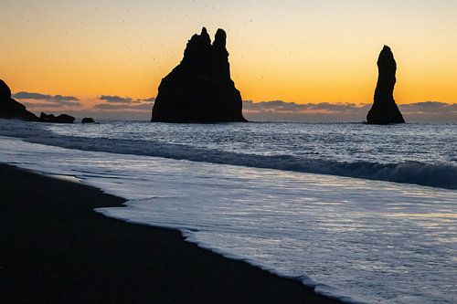 Reynisdrangar aan de zuidkust van IJsland