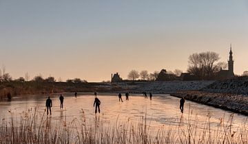 Ice skating in Veere by Percy's fotografie