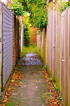 Baufällige und instandhaltungsbedürftige Gasse