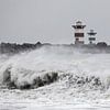 storm langs de kust van Scheveningen met het havenhoofd op de achtergrond van gaps photography