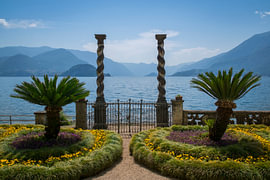 Symmetric Garden by Rob van der Wal