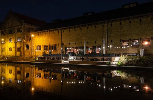 Blokhuispoort Leeuwarden bij nacht