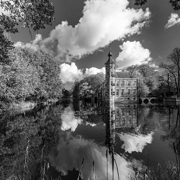 Bouvigne Castle Breda in black and white by JPWFoto