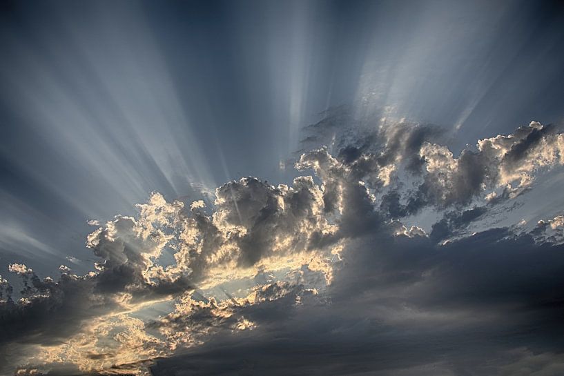 Play of light in the cloud by Erich Werner