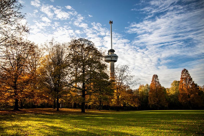 Euromast-Park an einem sonnigen Herbsttag von Eric de Jong