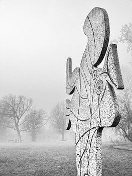 Figur découpée oder L'oiseau Skulptur von Pablo Picasso im Vondelpark, Amsterdam