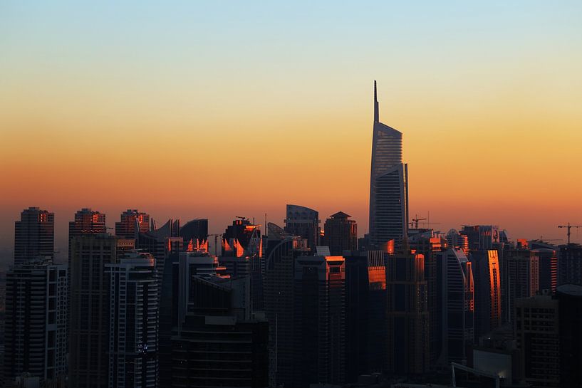 Dubai by Hello Pompoyo
