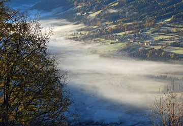 laaghangende bewolking sur Luc van Alphen