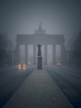 Berlin Nebel von Iman Azizi