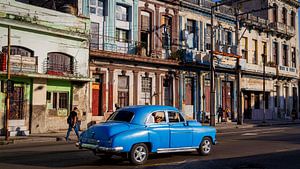 Oldtimer  car in Cuba in het centrum van Havana.