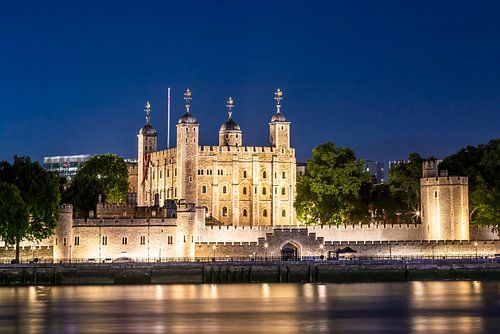 De Tower of London bij nacht