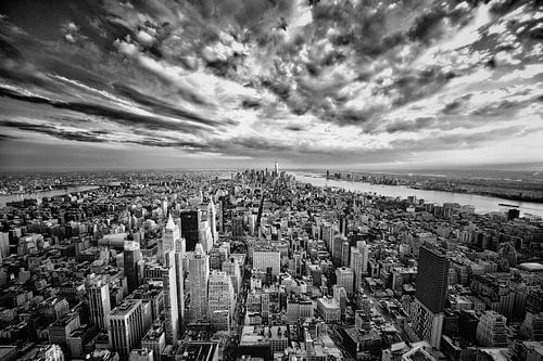 Yellow taxi Brooklyn Bridge
