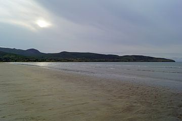 Het strand van Fermoyle is een zandstrand bij het dorp Cloghane.