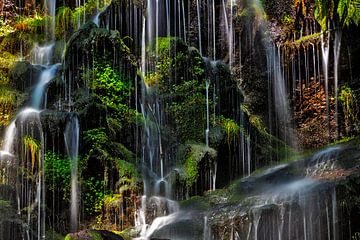 Pale waterfall by Jürgen Wiesler