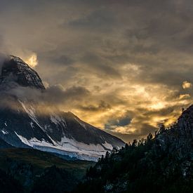 Matterhorn bei Sonnenuntergang Zermatt von Cathy Janssens