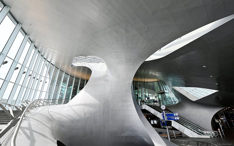 Arnhem Station. by Anita Verhaegh