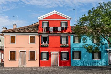 Kleurrijk straatbeeld Burano Venetië