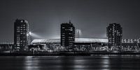 Feyenoord stadion De Kuip tijdens een Europa League avond (Zwart-wit) van Tux Photography thumbnail