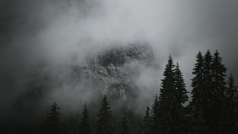 Rock wall and Fog - 2024 by Enrico Zavaglia