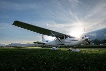 Ochtendlicht op de landingsbaan – Klaar voor vertrek