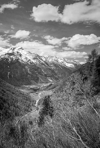 Knuttental in de lente, Rein in Taufers, Tauferer Ahrntal