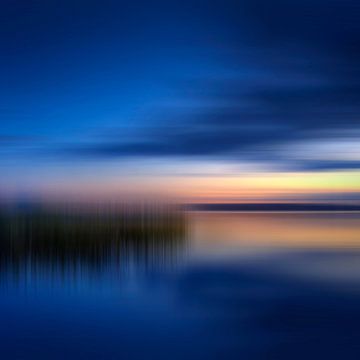 Sunset over Lake by Melanie Viola