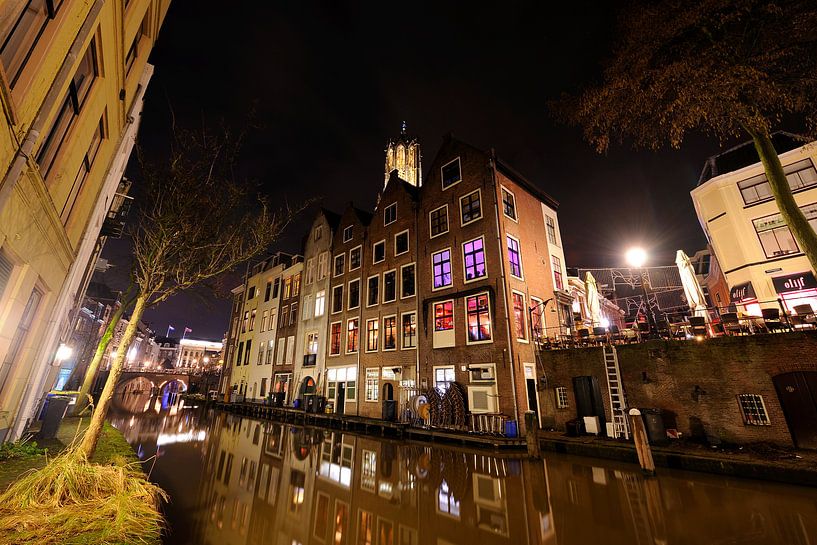 Oudegracht in Utrecht ter hoogte van Donkere Gaard, foto 2 van Donker Utrecht