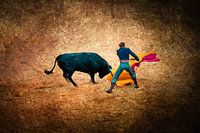 Exposition multiple sur fond brun corrida avec matador et taureau