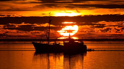 Zonsondergang bij de Waddenzee