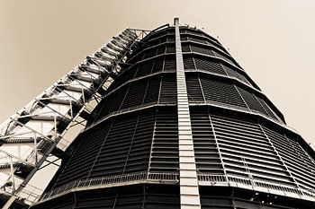 Gasometer Oberhausen (7-148132) B+W