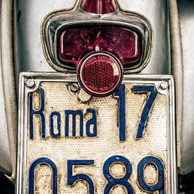 Rom Vintage Vespa von juvani photo