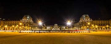 Museum Louvre bij avond - Parijs - 3