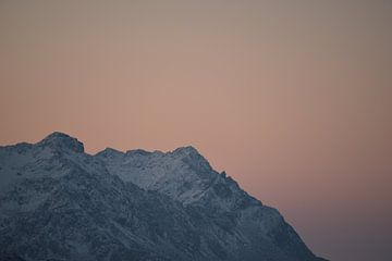 Sunrise in the mountains by Hoven Fotografie