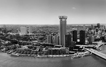 Rotterdam skyline, uitzicht over de Maas en de Zalmhaven Zwart/Wit van Omni VR