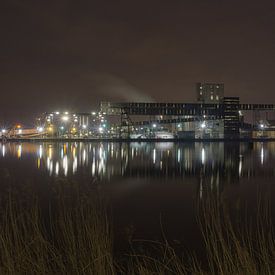 Industrielandschaft bei Nacht von Danny Vandebosch